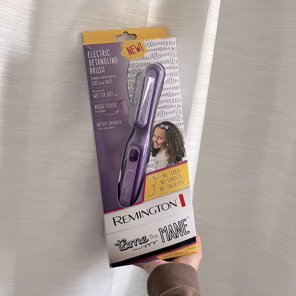 Remington Electric Detangling Brush